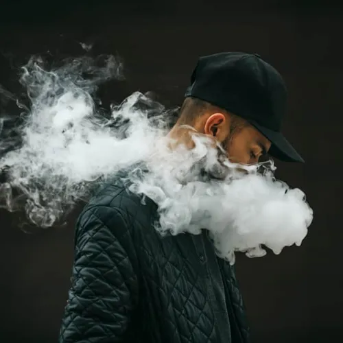電子菸跟紙菸誰的危害更大？